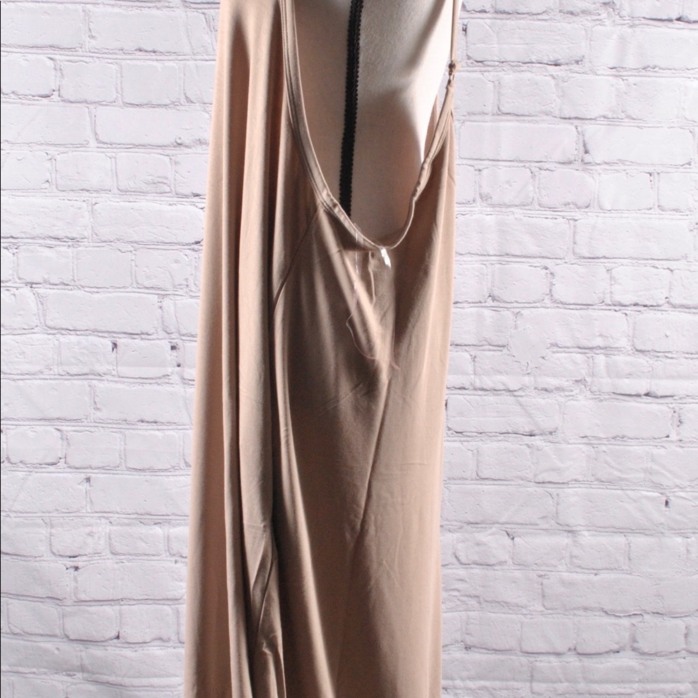 V- Neck Maxi Cami Mocha Maxi Plus Size Various - Picture 8 of 9